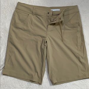 Lucy WalkAbout Shorts - S